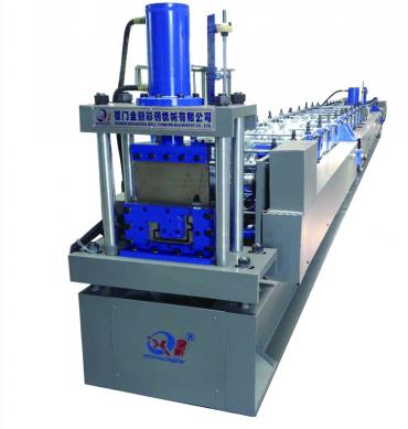 Machine de formage de poutres