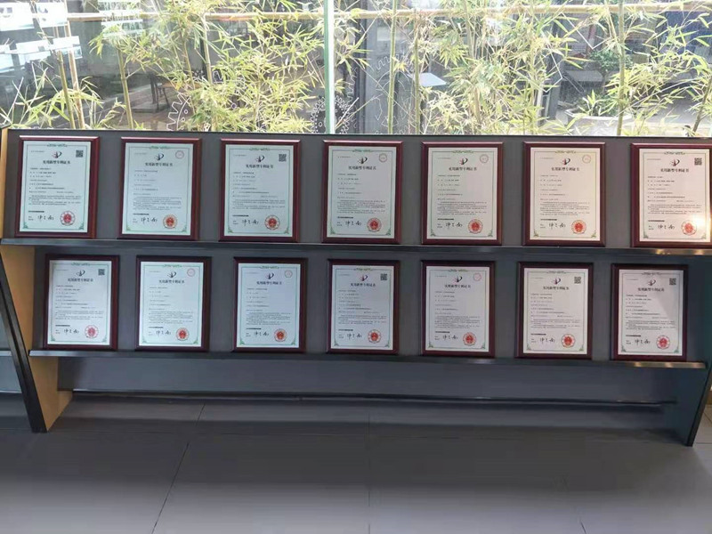 Xiamen Rollformhub obtient de nouveaux brevets